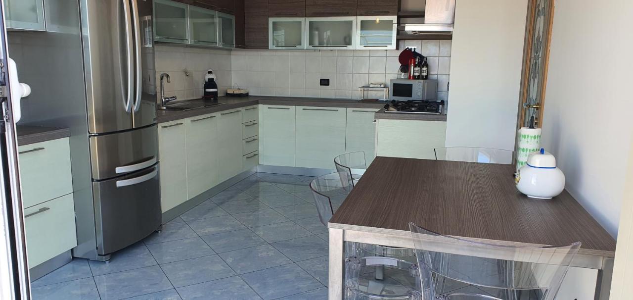 Attico Con Vista Su Genova Apartman Kültér fotó