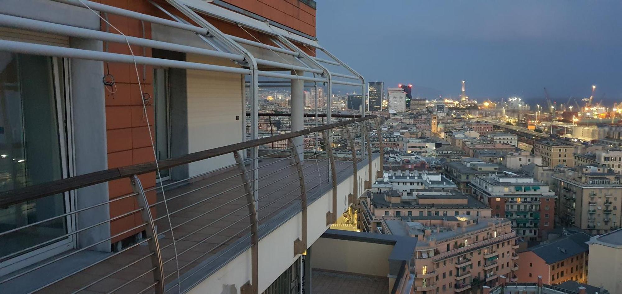 Attico Con Vista Su Genova Apartman Kültér fotó